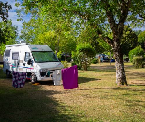 camping pitch for motorhomes and tents for holiday near to Futuroscope theme park