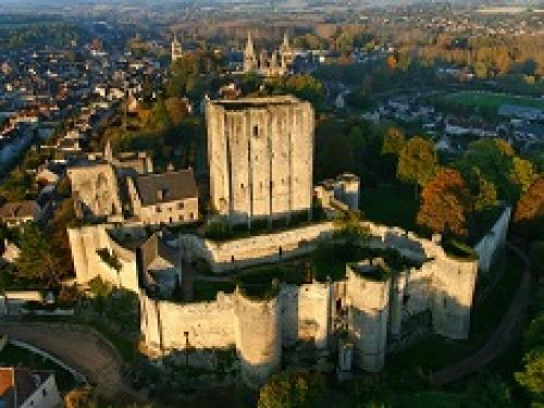 kastlen_loches