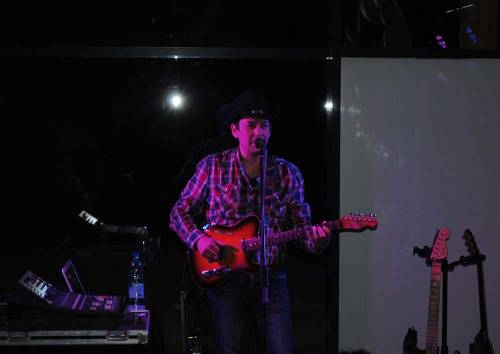 sports entertainment concert sports_entertainment_concert